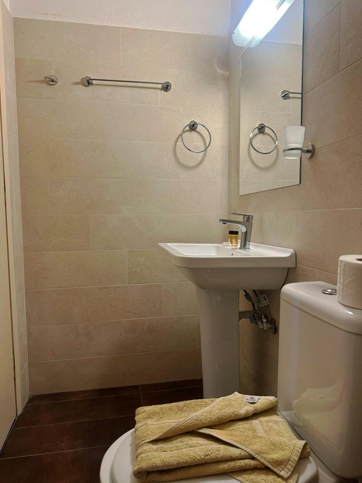 Vassilikon Hotel Loutráki Habitación foto